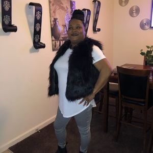 Meet your Posher, Tisha